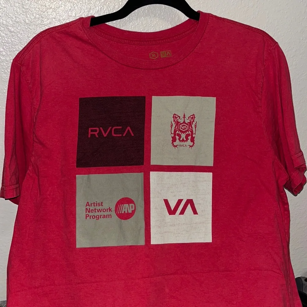 Red RVCA Tee - Picture 1 of 1